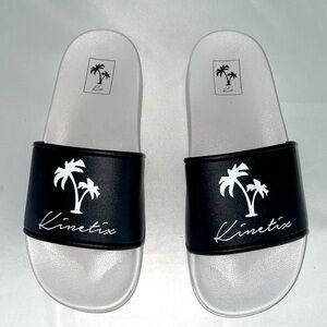 Mens Size 8 EU 40 White Black Slip On Slide Palm Tree Beachy Cali Sandals